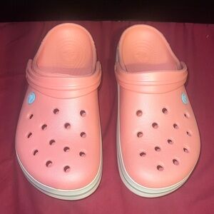 Coral Pink Crocs w/ gray stripe size W10|8M
